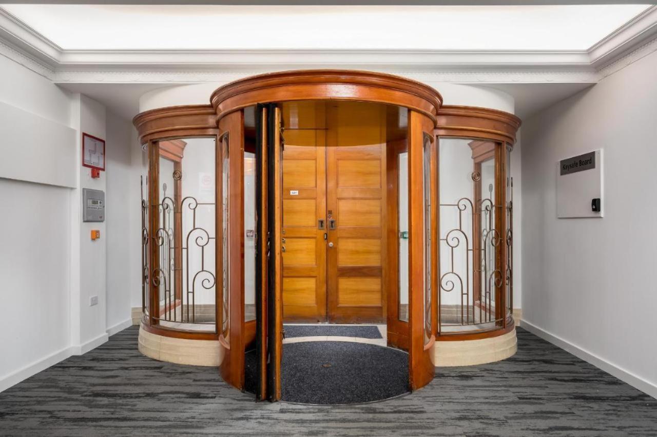 The Post House One By Fortuna Property グロスター エクステリア 写真