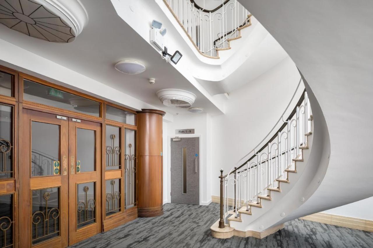 The Post House One By Fortuna Property グロスター エクステリア 写真